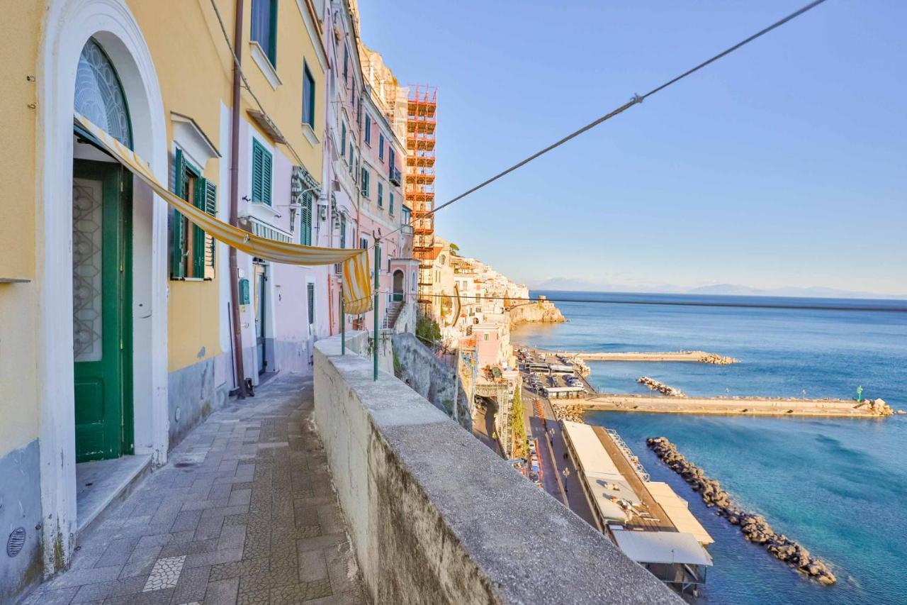 The Window To The Sky Apartment Amalfi Exterior photo