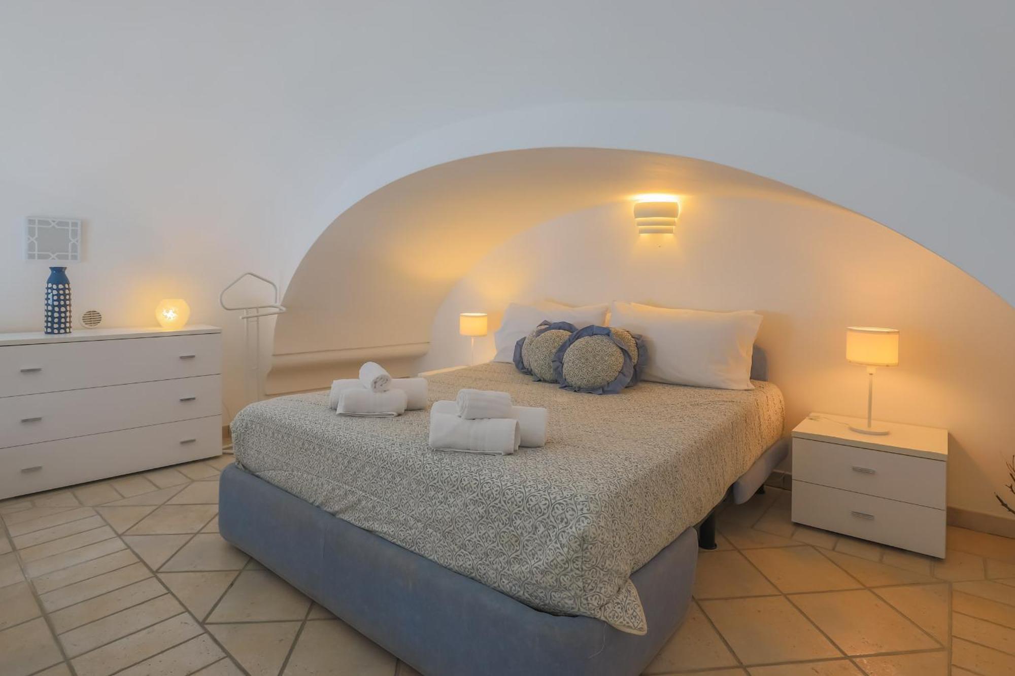 The Window To The Sky Apartment Amalfi Exterior photo